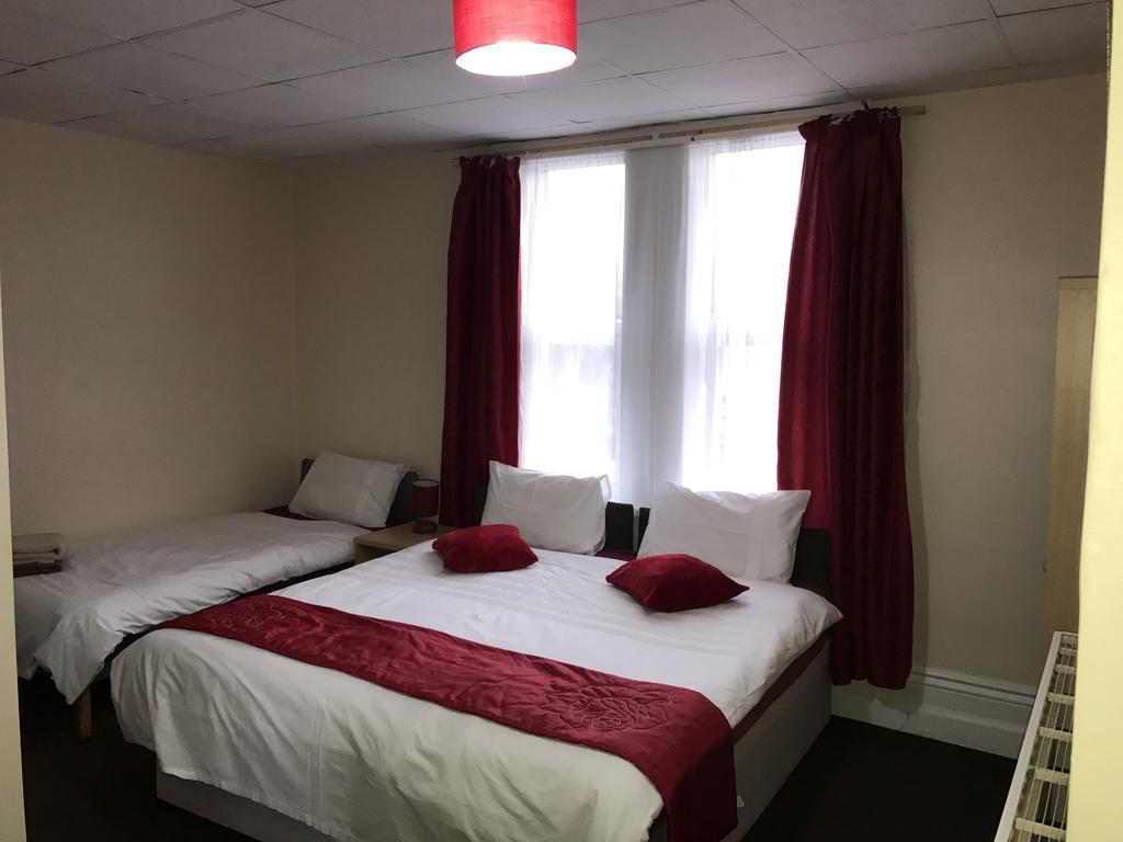 Acorn Lodge Guest House - Free Parking Gosport Ngoại thất bức ảnh